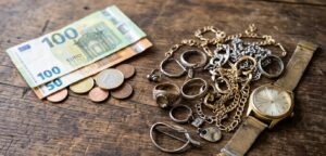 heimischen Goldschmuck analysieren